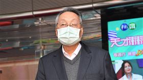 華視召開臨時董事會  施振榮出席中華電視股份有限公司21日召開臨時董事會，華視總經理莊豐嘉會中主動請辭，董事施振榮（圖）會後表示，董事會一致通過。中央社記者王飛華攝  111年1月21日