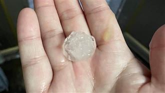 不只嘉義降冰雹！高雄人也被巨響吵醒