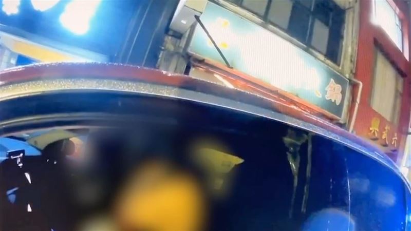 違規左轉！前市政顧問嗆：警察很閒嗎