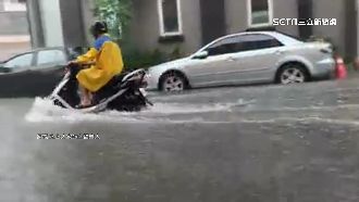 對流旺盛！冰雹隨大雨轟炸嘉義水上鄉