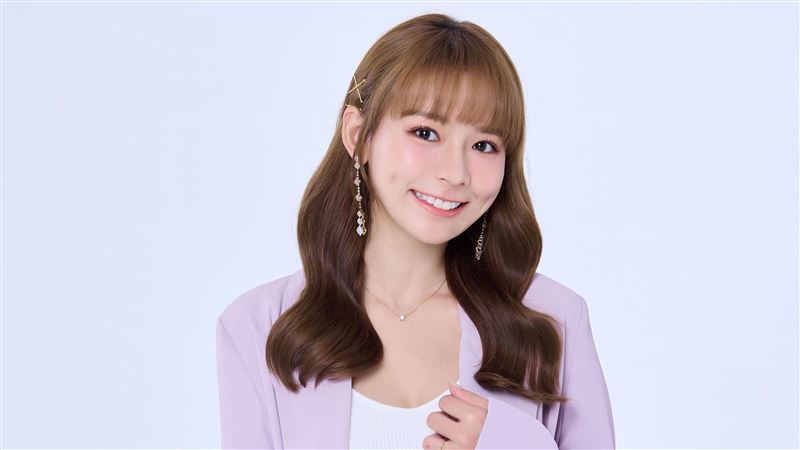 林莎披戰袍學拆彈認：感覺有生命危險