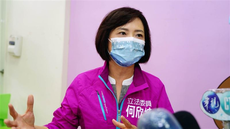 罷免蔡其昌與何欣純的團體宣布「停止收件」。(圖/記者劉彥池攝影)