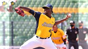 ▲德保拉6.2局無失分好投壓制桃猿打線，奪MVP。（圖／中信兄弟提供）