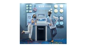 ▲寵妻無極限的蔡阿嘎，準備入手日本銷售第一Panasonic愛妻1號自動洗碗機給二伯，幫二伯減輕家事壓力。（圖／業者提供）