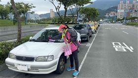 新北五股八里淡水部分路段  5/1起路邊停車收費新北市政府交通局25日發布新聞稿表示，5月1日起，五股區中興路3段、八里區八里大道與淡水區新市一路3段等部分路段、總計95格路邊公有停車位，將納入收費管理，避免有車輛長期占用。（新北市交通局提供）中央社記者沈佩瑤傳真  111年4月25日