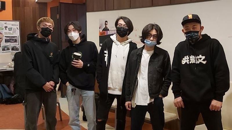 人氣樂團把廁所當社辦　爆當年慘況
