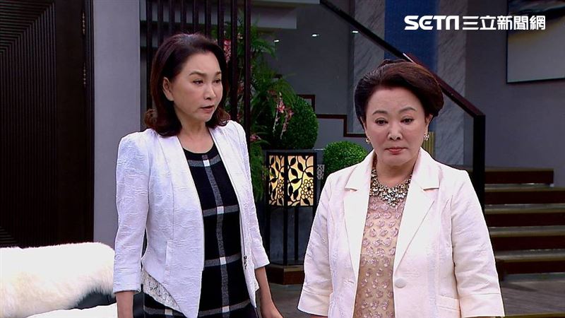 團圓阿嬤下重本　購入珠寶萬把萬把噴