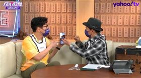 品冠，黃子佼。(圖／YAHOO提供)