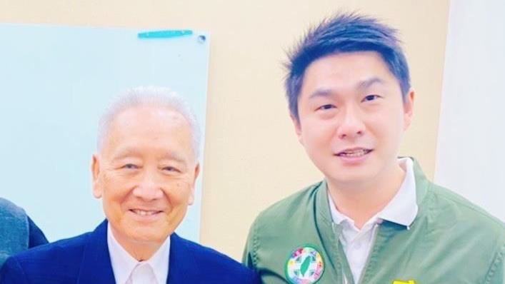 萬華民主聖火傳承　康寧祥力推康家瑋