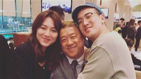 曾志偉（中）與曾國祥、兒媳王敏奕。（圖／翻攝自曾國祥IG）