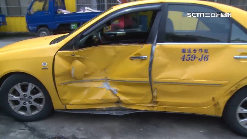 小黃橫切3車道　休旅車煞不住撞上