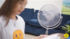 用電暴增供電亮警示　家電達人揭夏季省電撇步