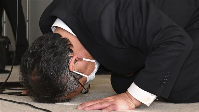 北海道船難已11死　船公司社長跪地