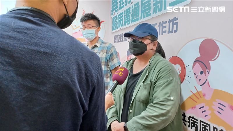 全身抓痕！她因這病被關廁所淋水霸凌