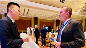 林飛帆、艾伯特本（Tony Abbott）（圖／翻攝自林飛帆臉書）