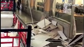 文化大學走廊天花板突塌　校方揭原因