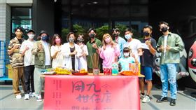 《用九柑仔店》開排全體演員 左起涂善存 黃雋智 阿龐龐庸之 這群人木星 小8張允曦 謝翔雅 李運慶 劉曉憶 安俊朋 亮哲 林佑星 吳念軒.JPG（圖／怡佳娛樂提供）