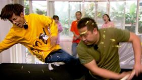 浩角翔起。(圖／民視提供)