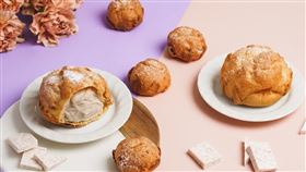 beard papa‘s芋泥泡芙，採用大甲芋頭泥拌入招牌卡士達醬。（圖／品牌提供）