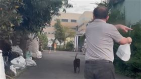 陳博淵中醫師會抽出時間親自送藥，讓患者相當感動。（圖／中醫師公會全聯會提供）