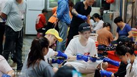 《哈哈哈哈哈很高興遇到你》。(圖／緯來戲劇台提供)