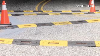 獨／上坡設5條減速墊　民眾轟爬不上