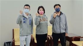 國民黨桃園市第一選區市議員初選民調今天公布，參選人凌濤、張碩芳、吳家靖3人（由左至右）皆到場。照片∕國民黨桃園市黨部提供