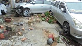 車禍,屏鵝公路,自撞,民宅