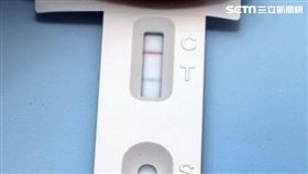一般快篩、快篩、疫情、陽性、新冠肺炎（圖／記者邱榮吉攝影)
