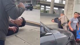 員警遭自撞駕駛襲擊。（圖／翻攝自policeposts IG）