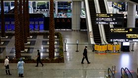 ▲廣州白雲國際機場一週累計99例確診。（圖／路透社／達志影像）