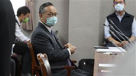 陳家欽列席立法司法及法制委員會立法院司法及法制委員會5日審查刑法有關「監護處分」等修法草案，邀請警政署長陳家欽（前）等人列席報告並備質詢。中央社記者謝佳璋攝  109年11月5日