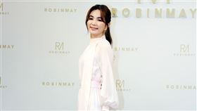 Ella出席Robinmay一日店長活動。（記者邱榮吉/攝影）