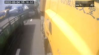 西濱清水段6車連環追撞　釀1死5傷
