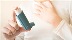 氣喘依賴緩解型吸入劑增急診、死亡風險！醫：吸入性類固醇才能固本