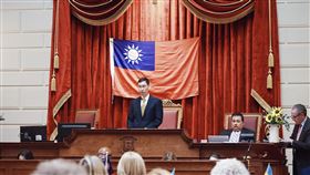 美國羅德島州眾議會台灣日  孫儉元出席美國羅德島州眾議會4月28日舉辦第2屆台灣日活動，駐波士頓辦事處長孫儉元（發言者）應邀出席。（駐波士頓辦事處提供）中央社記者尹俊傑紐約傳真  111年5月5日