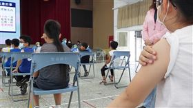 6-11歲兒童打莫德納疫苗/兒童疫苗接種(門諾醫院提供)