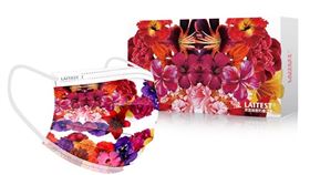 萊潔推出「彩花系列」口罩。（圖／業者提供）