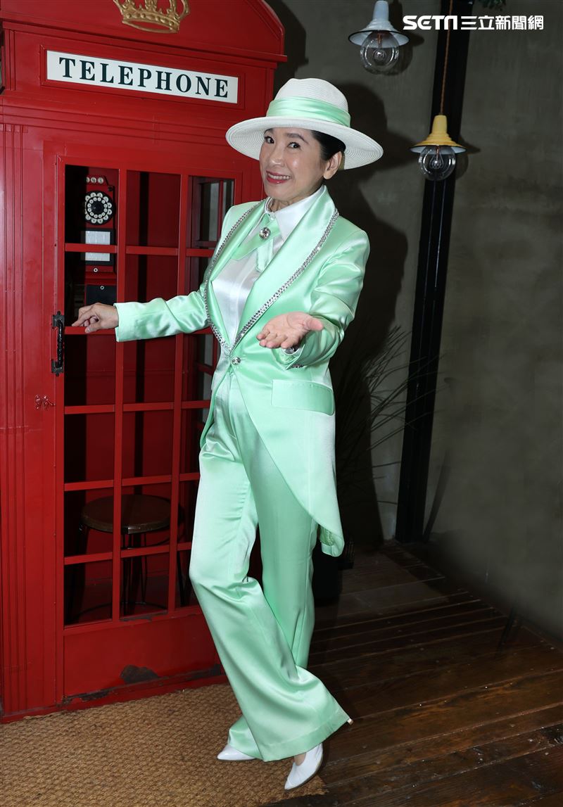 小鳳飛飛方寧三立新聞網專訪。（記者邱榮吉/攝影）