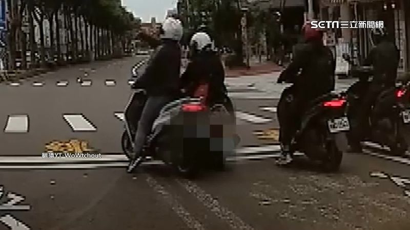 不爽被叭！騎士怒拔車鑰匙亂丟馬路