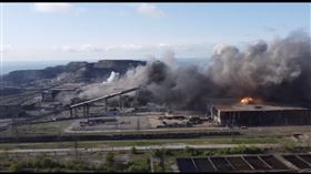  ▲亞速鋼鐵廠持續被轟炸第3天，副指揮官表示再度發出呼籲。（圖／翻攝自A30B推特）