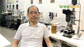 醫師提醒，造成視力模糊的原因有很多，一旦出現視力模糊，建議就醫接受眼睛詳細檢查，避免延誤治療眼睛疾病的最佳時機。