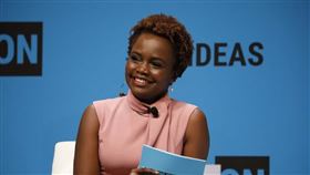 白宮新聞秘書莎琪確定將於13日離職，其職務將由副新聞秘書尚皮耶（圖）接替。（圖／翻攝自facebook.com/KarineJeanP）
