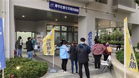 土城員和青年社會住宅開放申請首日收件總計逾200件。(圖/新北住都中心)