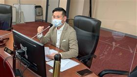 戴錫欽轟北市匡列2套標準。（圖／翻攝戴錫欽臉書）