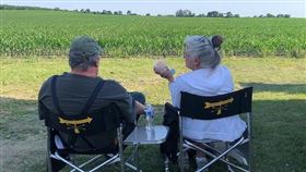 邁克哈加提（Mike Hagerty）驚傳逝世。（圖／翻攝自布莉基特埃弗雷特（Bridget Everett）IG）