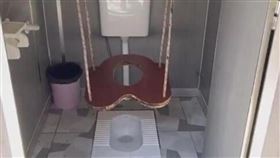 重慶奇葩廁所（圖／翻攝自微博）
