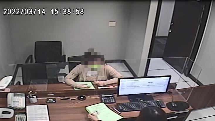 單親媽居檢外出挨罰　包檳榔辛苦還款
