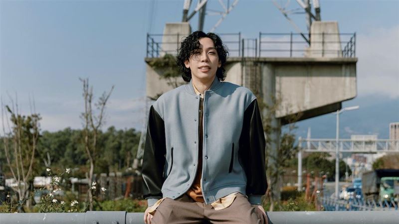 為了尋找「這個」男星闖入狗狗排泄區