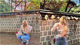 Somi轉身卻露出大片美背。（圖／翻攝自somsomi0309 IG）